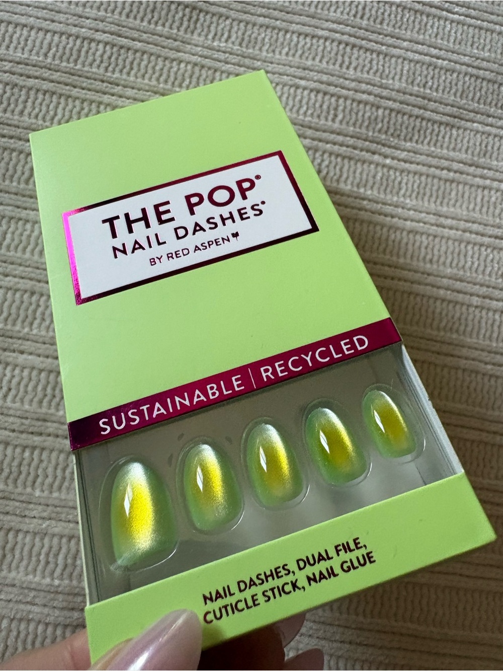 Red Aspen The Pop Nail Dashes Green Press-On Nails Center of Attention Allison - Picture 4 of 7